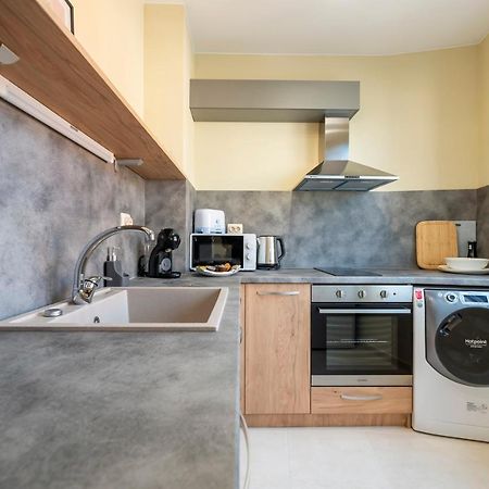 Three Lilies Apartments Пловдив Екстериор снимка