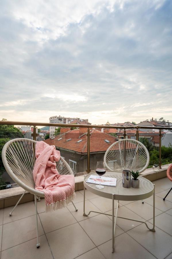 Three Lilies Apartments Пловдив Екстериор снимка