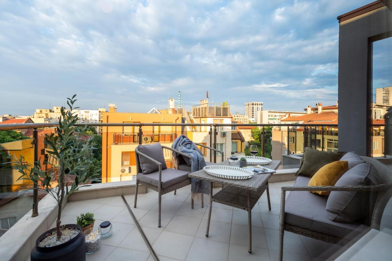 Three Lilies Apartments Пловдив Екстериор снимка