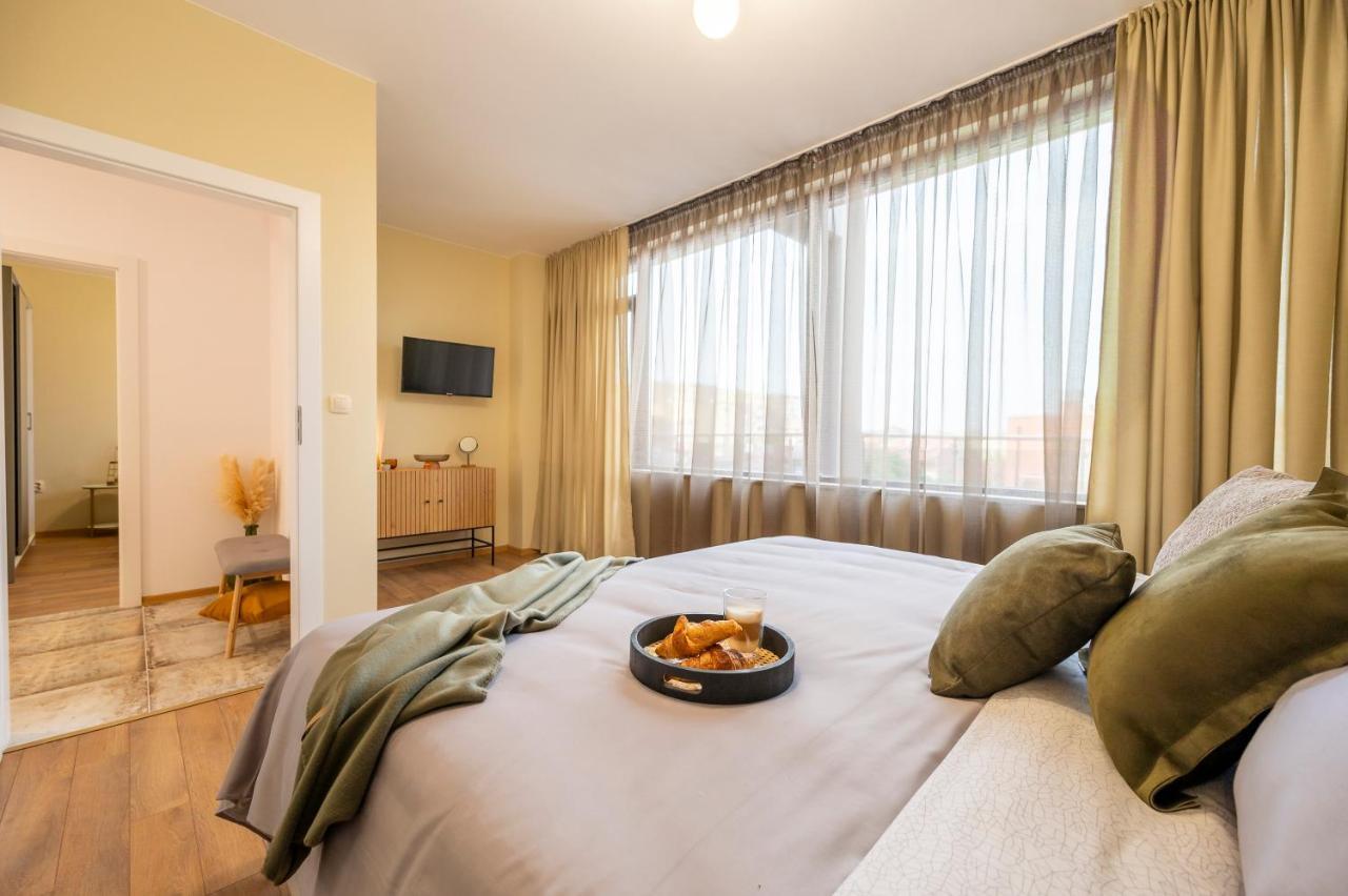 Three Lilies Apartments Пловдив Екстериор снимка