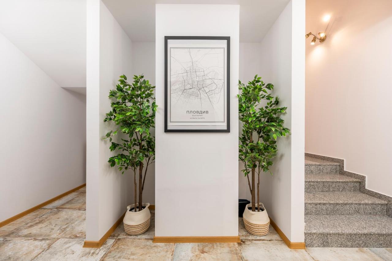Three Lilies Apartments Пловдив Екстериор снимка