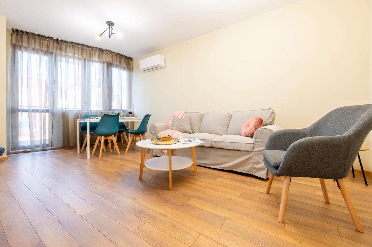 Three Lilies Apartments Пловдив Екстериор снимка