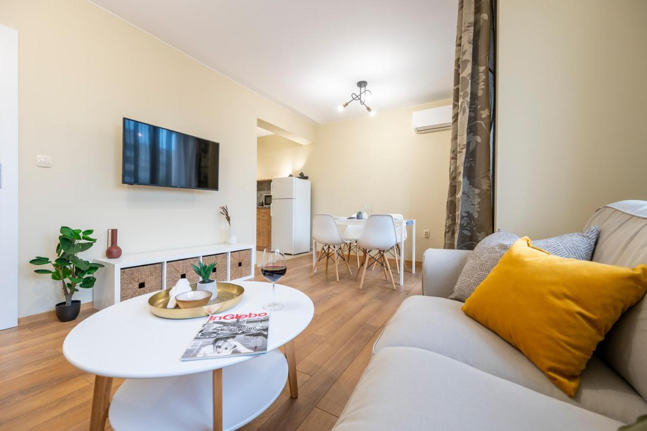 Three Lilies Apartments Пловдив Екстериор снимка
