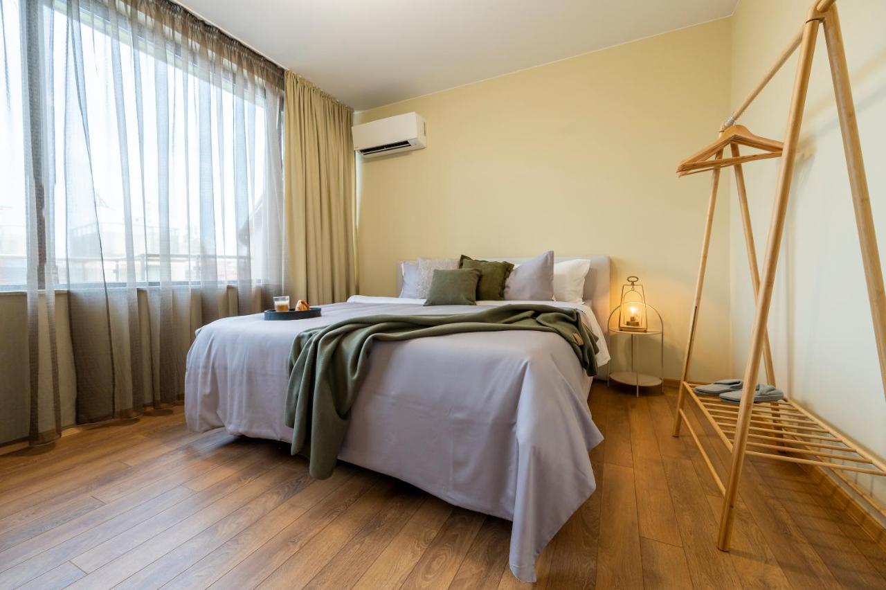 Three Lilies Apartments Пловдив Екстериор снимка