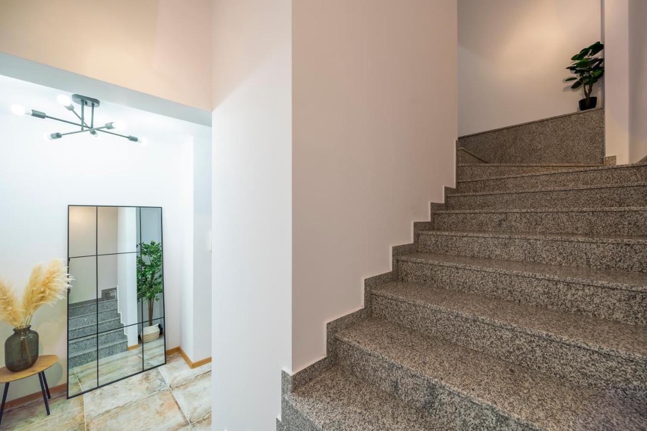 Three Lilies Apartments Пловдив Екстериор снимка