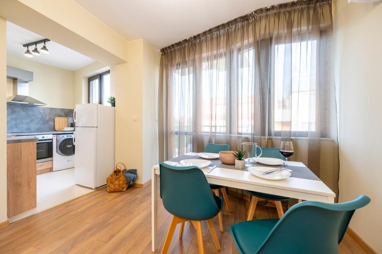 Three Lilies Apartments Пловдив Екстериор снимка
