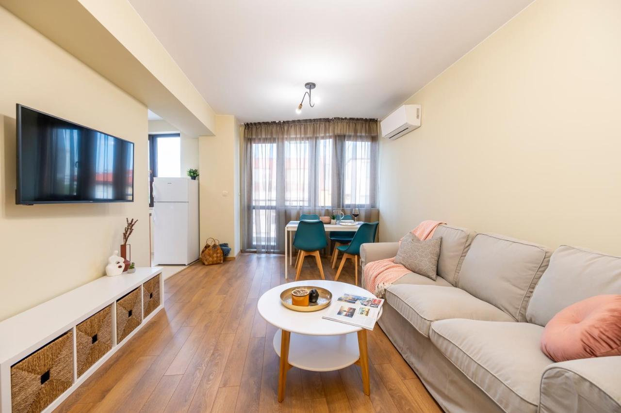 Three Lilies Apartments Пловдив Екстериор снимка